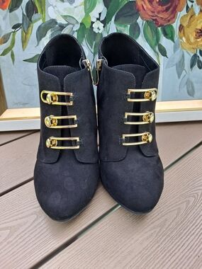 Eva & Zoe Valerie Black Suede Ankle Stiletto Booties w/Gold Buckle Turn Locks